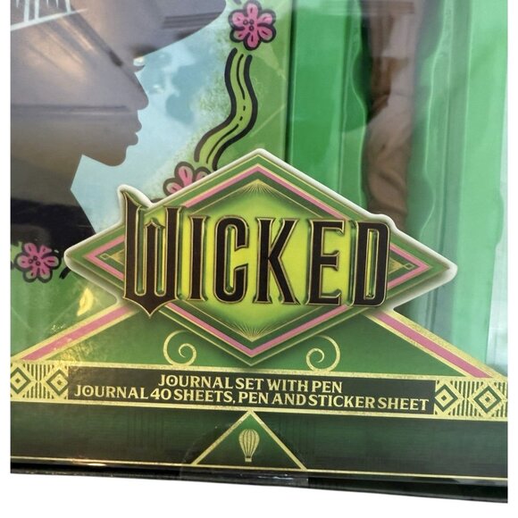 Wicked Elphaba Journal Set With Pen Puffy Stickers 40 Sheets Bullseye Playground - Picture 3 of 5